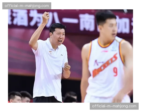 通讯:从两连败到两连胜,揭秘青岛海牛主帅亚森的更衣室讲话 通讯:从两连败到两连胜,揭秘青岛海牛主帅亚森的更衣室讲话